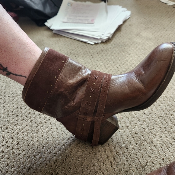 Womens used The Sak boots - Picture 4 of 9